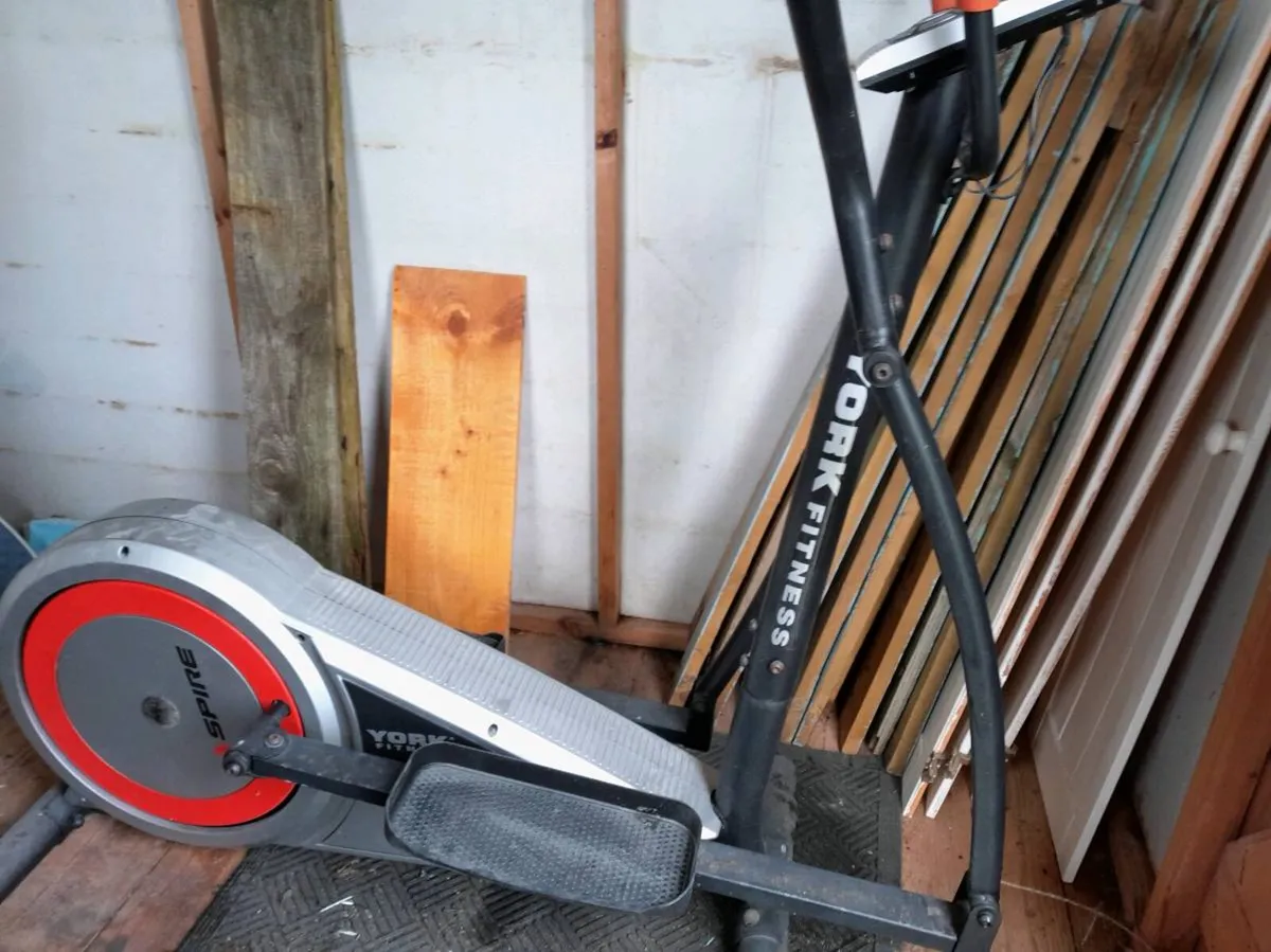 Cross trainer - Image 3