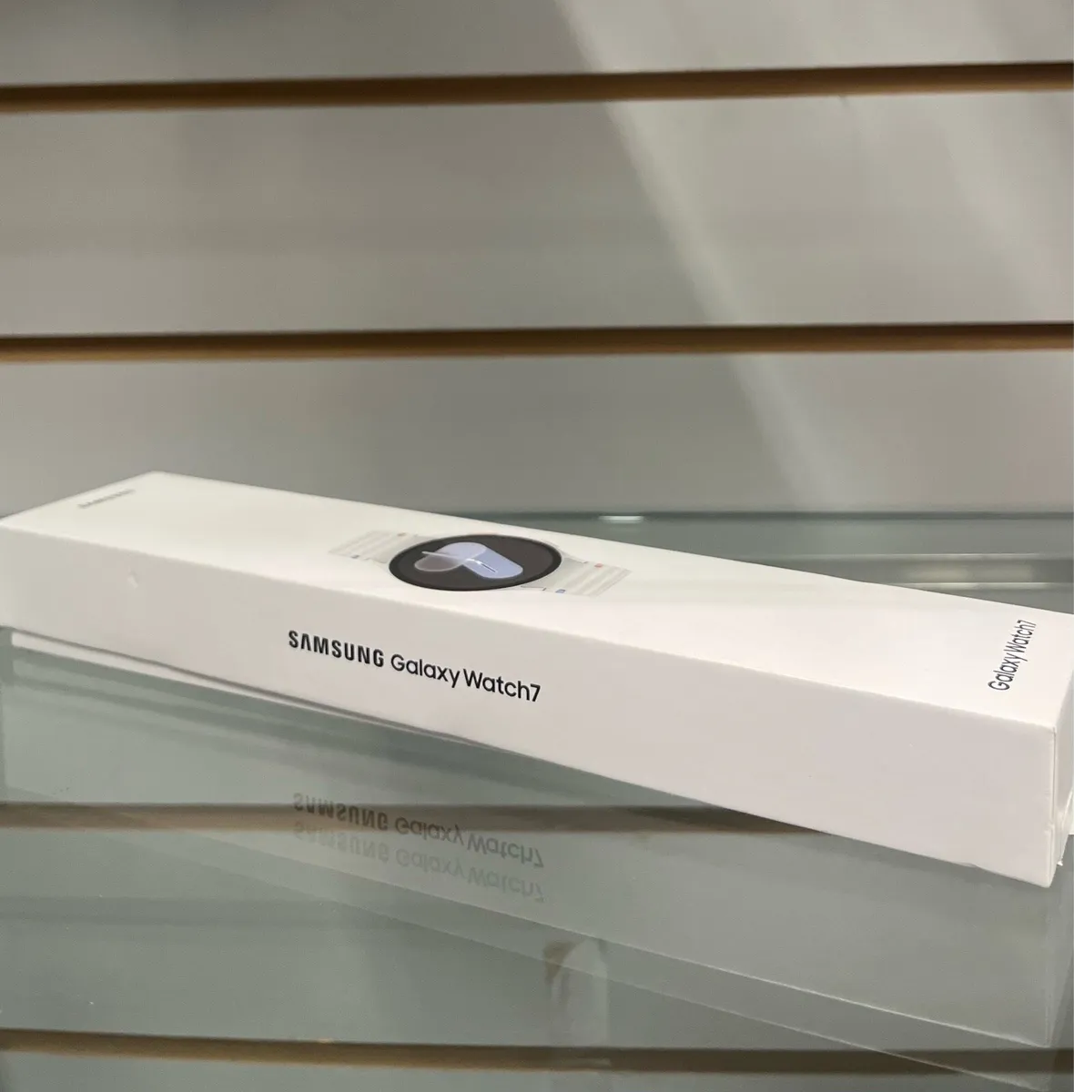 Samsung Galaxy Watch7 - Image 1