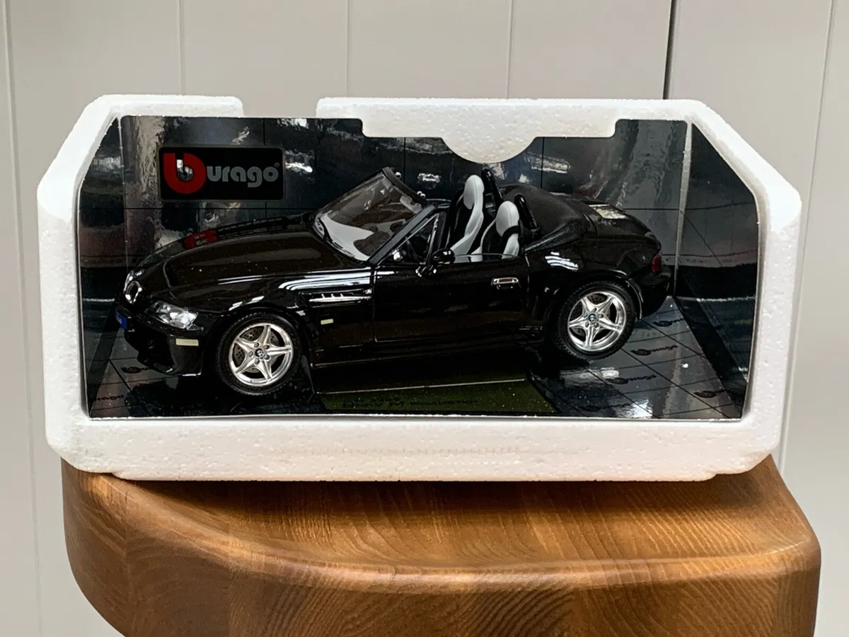 1996 BMW M Roadster - Burago Model Car - Image 1