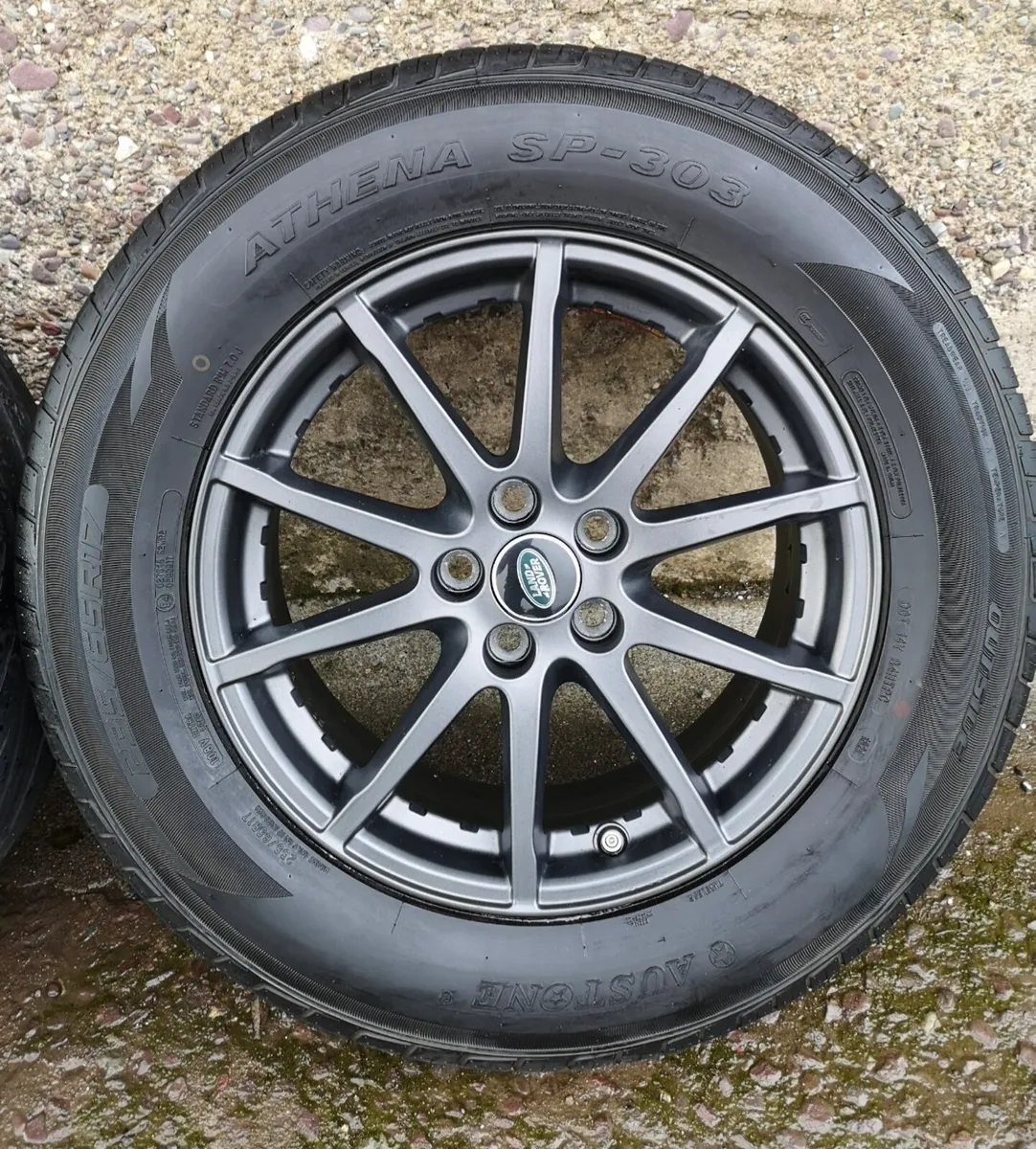 Land Rover Alloy Wheels - Image 1