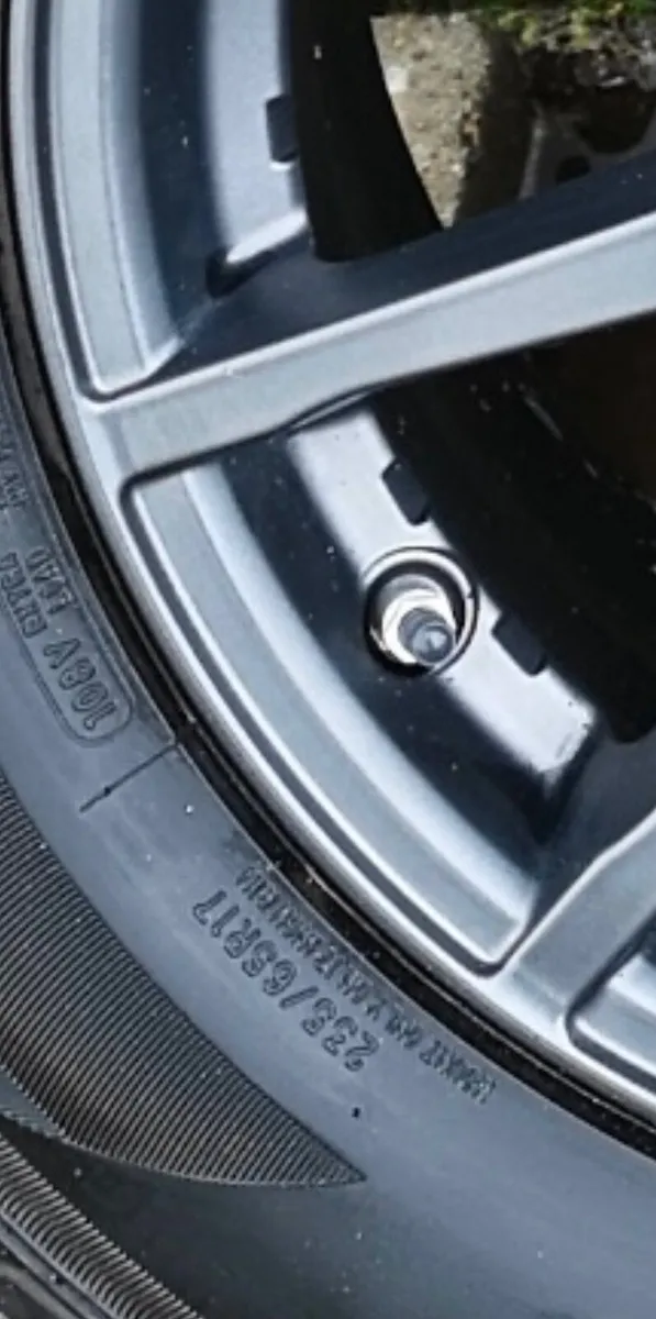 Land Rover Alloy Wheels - Image 4