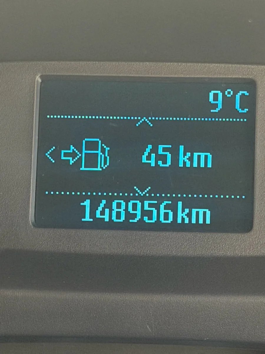 2018 crew cab tipper - Image 4