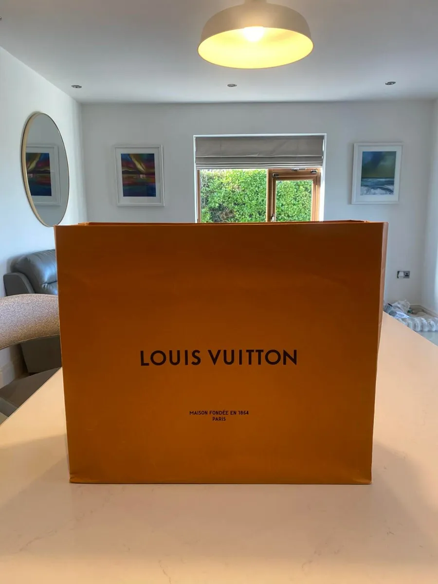 Louis Vuitton Handbag - Image 3