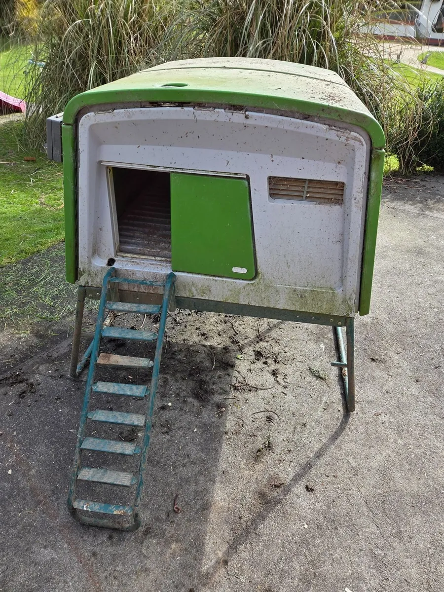 Omlet Eglu Cube Mk2 chicken coop - Image 1