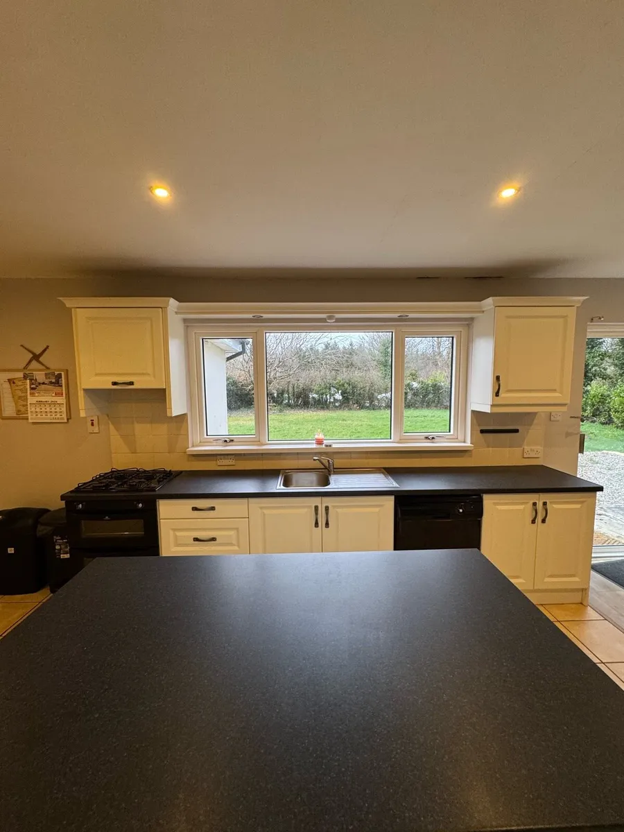 Cheap Modern Kitchen - Image 4