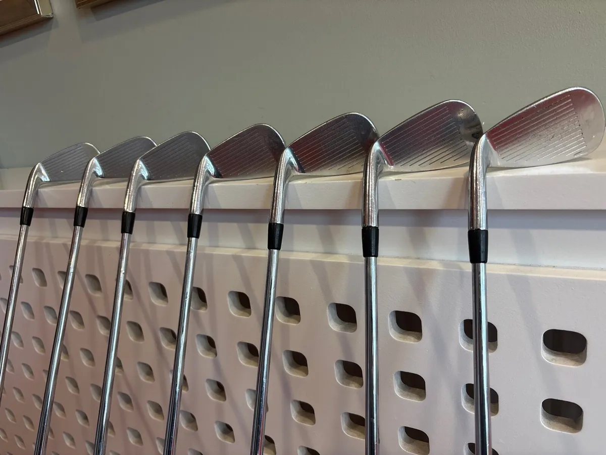 Titleist AP2 (4-PW) Project X 5.5 Shafts - Image 3