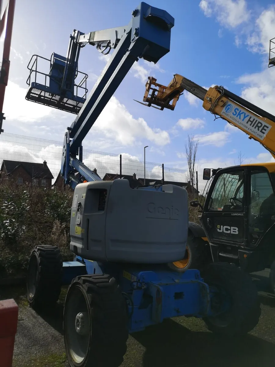 Genie Z45 4WD - Image 1