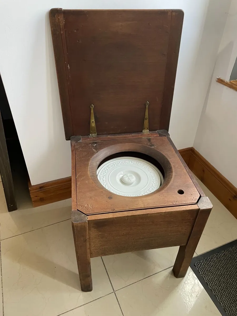 Antique Commode c20th - Image 1