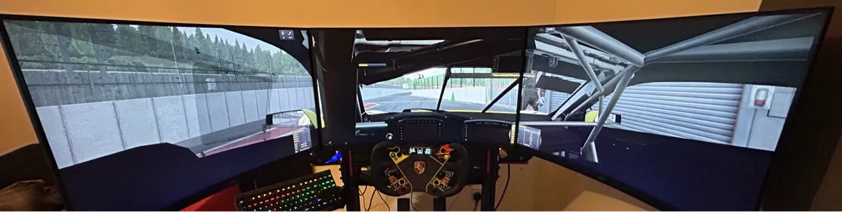 Triple monitors - Image 1