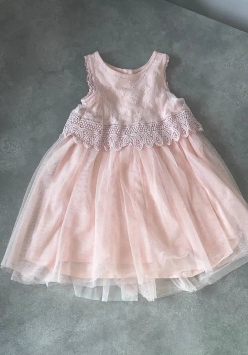 Girls occasion dress - Image 1