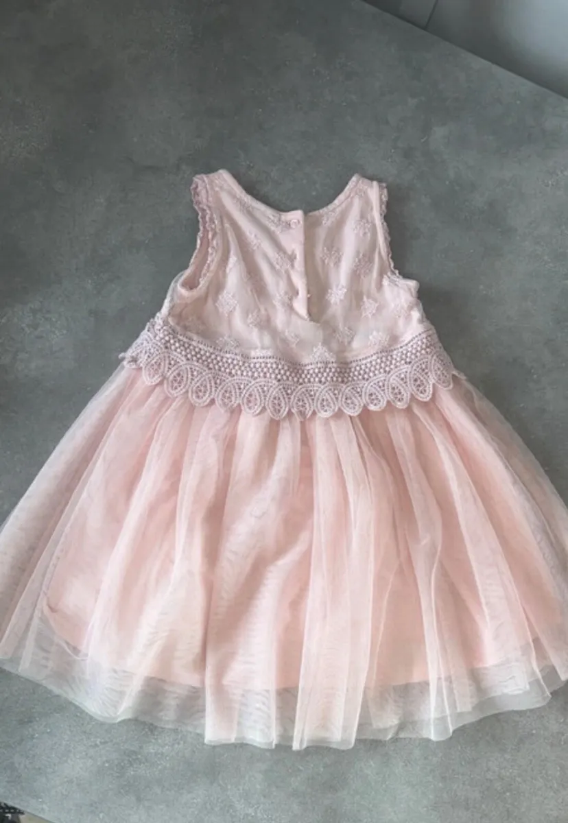 Girls occasion dress - Image 2