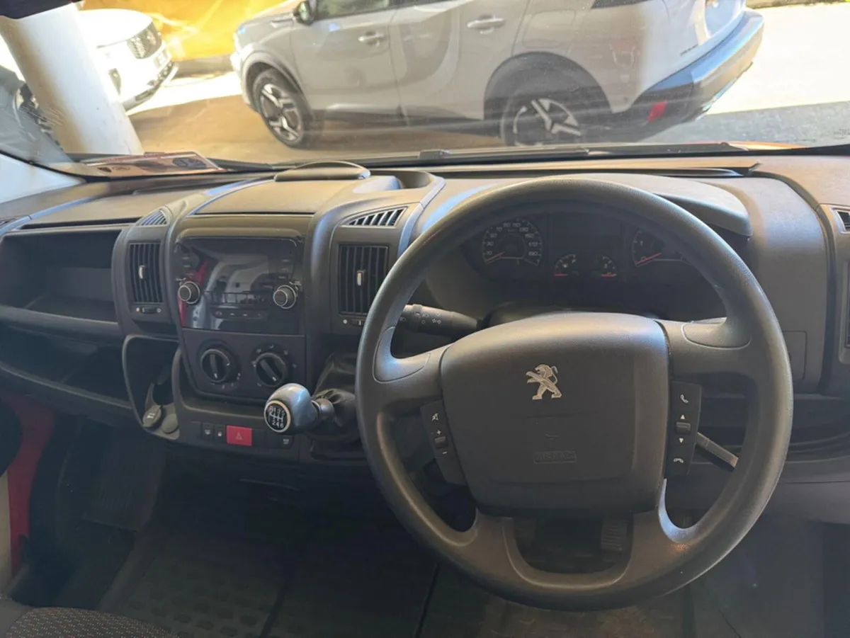 Peugeot Boxer 333 L2 H1 2.0 BLUE HDI 1 130 4DR - Image 2