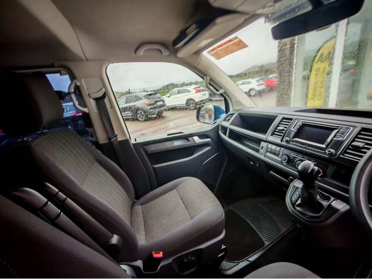 Volkswagen Transporter WHEELCHAIR ADAPTABLE T30 SE - Image 2