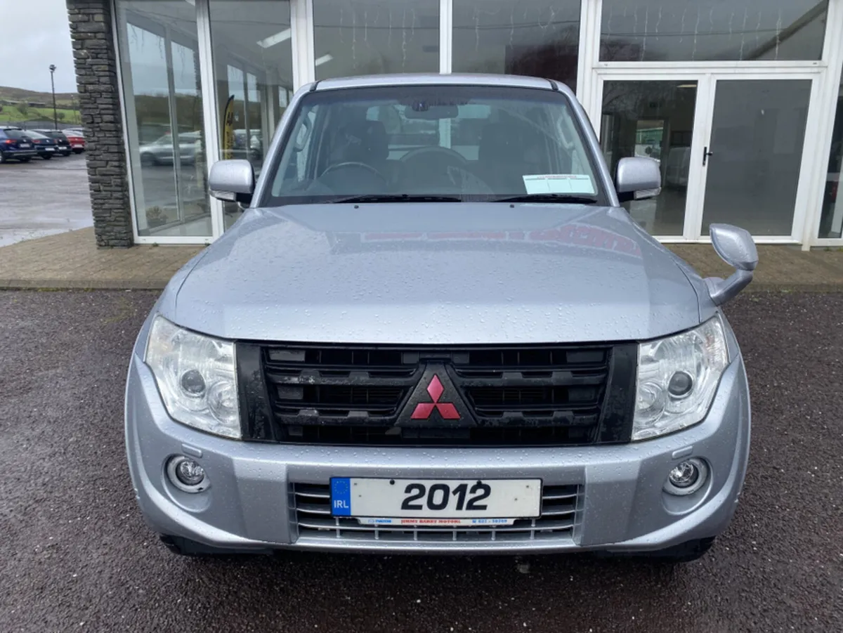 Mitsubishi Pajero SWB AUTO - Image 2