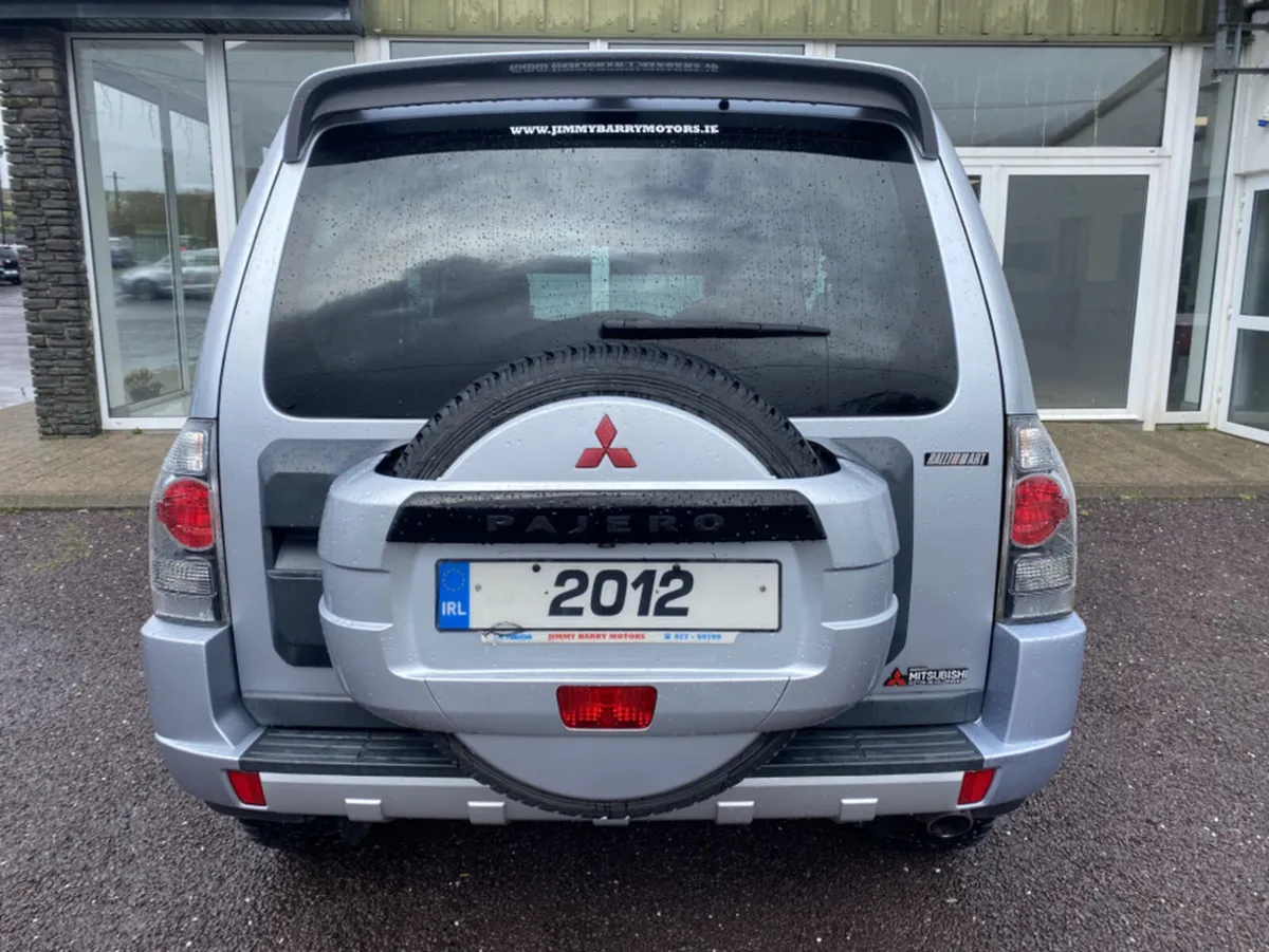 Mitsubishi Pajero SWB AUTO - Image 4