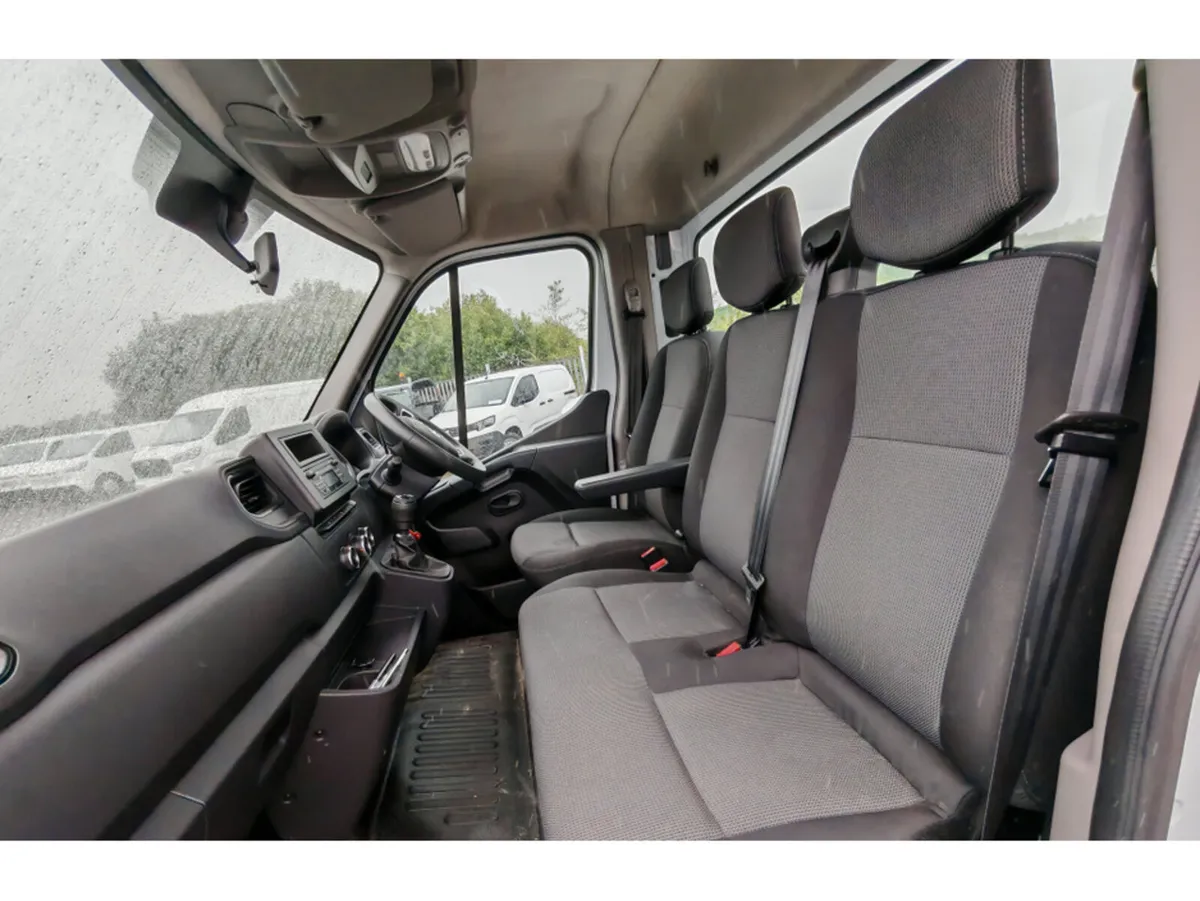 Renault Master LL35 BUSINESS BLUE - Image 3