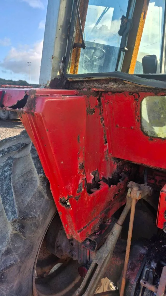 Massey Ferguson 675 - Image 3