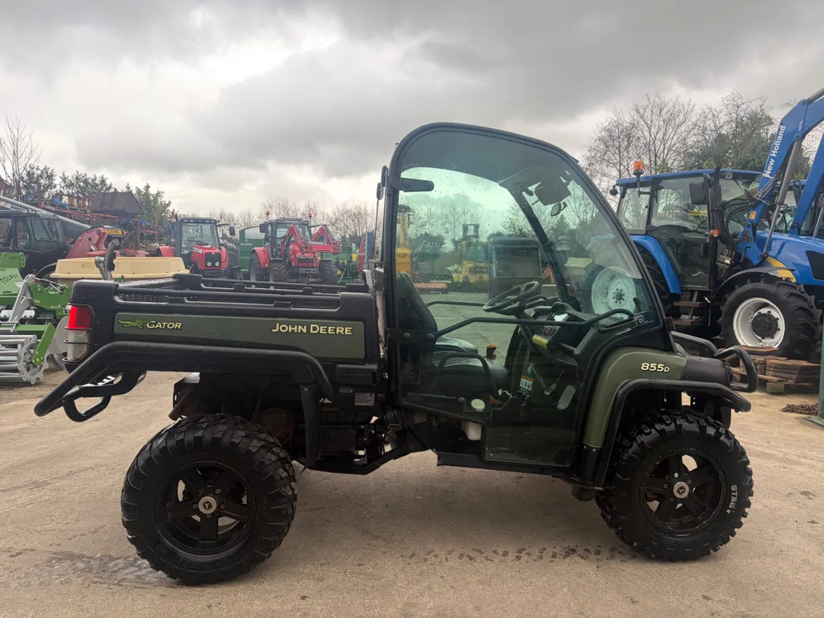 John deere 855 2013 only 1500 hours - Image 2