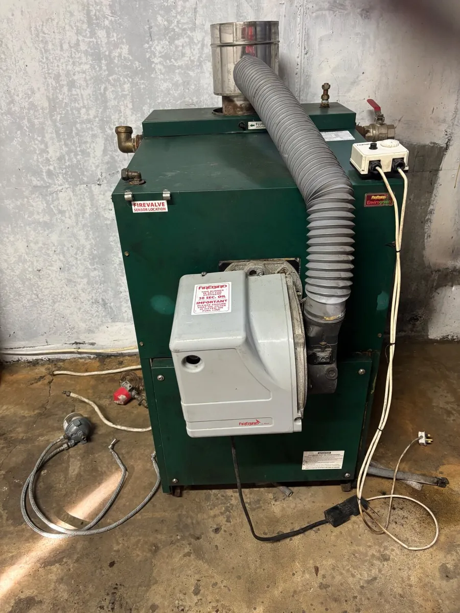 Oil boiler - Image 1