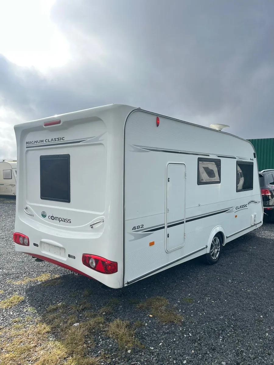 High End Compass 2/3 Berth Caravan For Sale - Image 3