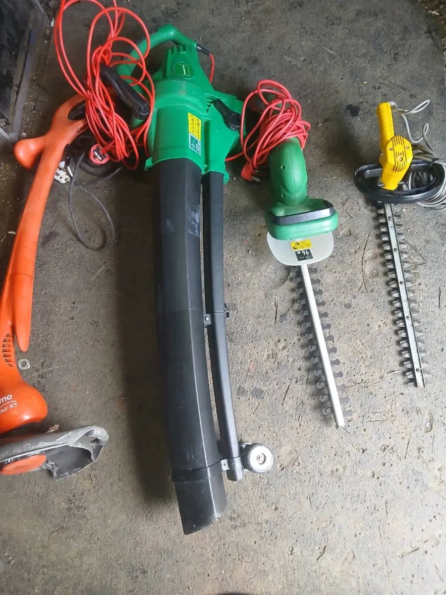 Grass trimmer blower 2 h trimmers working pm - Image 1