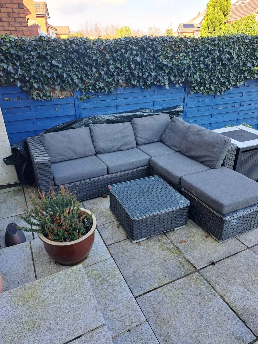 Garden rattan furniture - Image 1