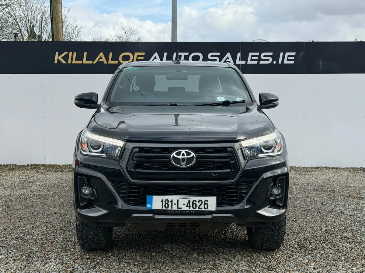 Toyota Hilux 2.7D Rogue Auto (Massive Spec) - Image 2