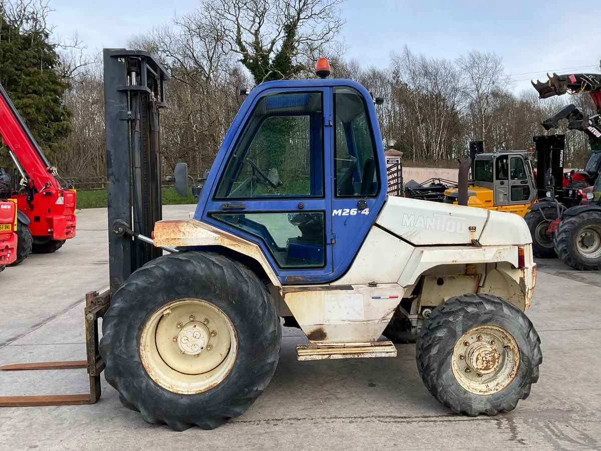 Manitou M26-4 Forklift - Image 1