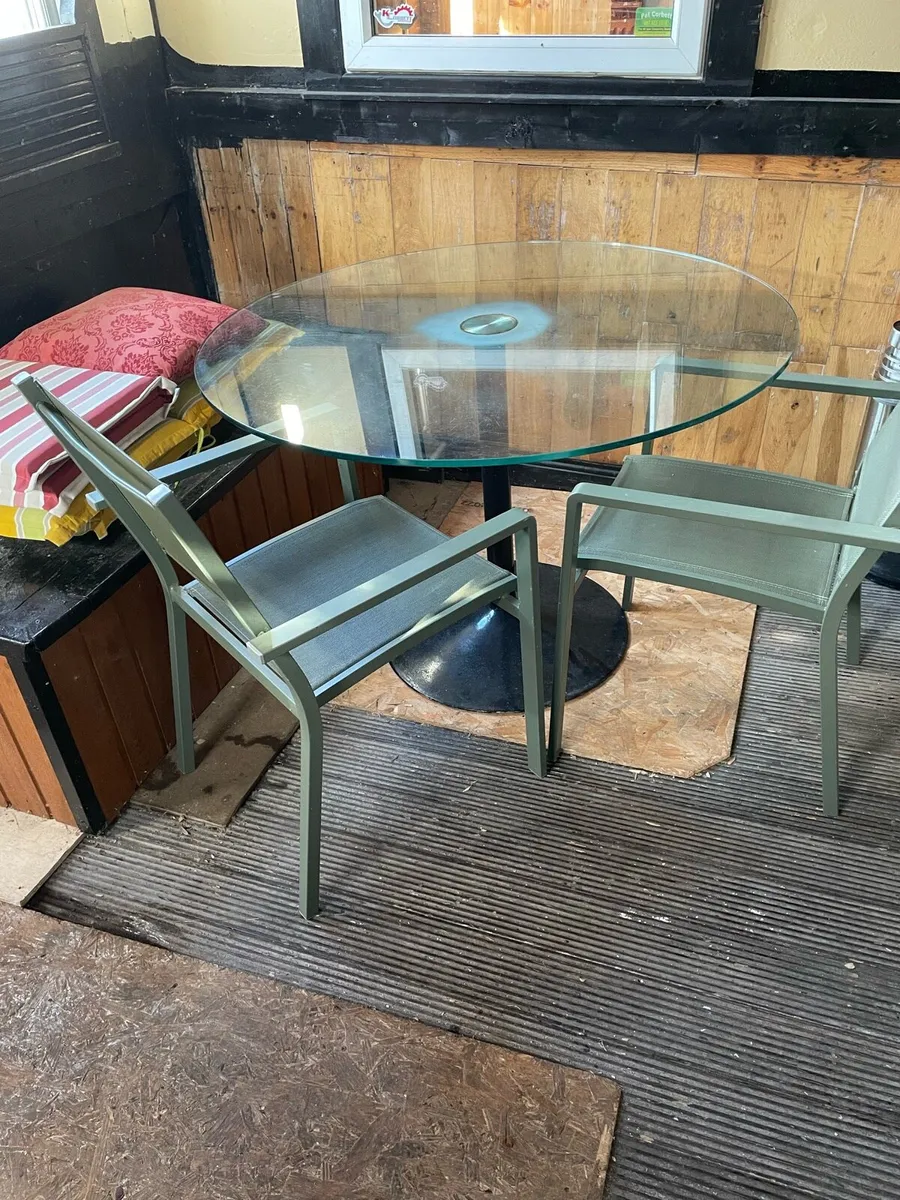 Garden. / Patio Table & 4 Chairs - Image 1