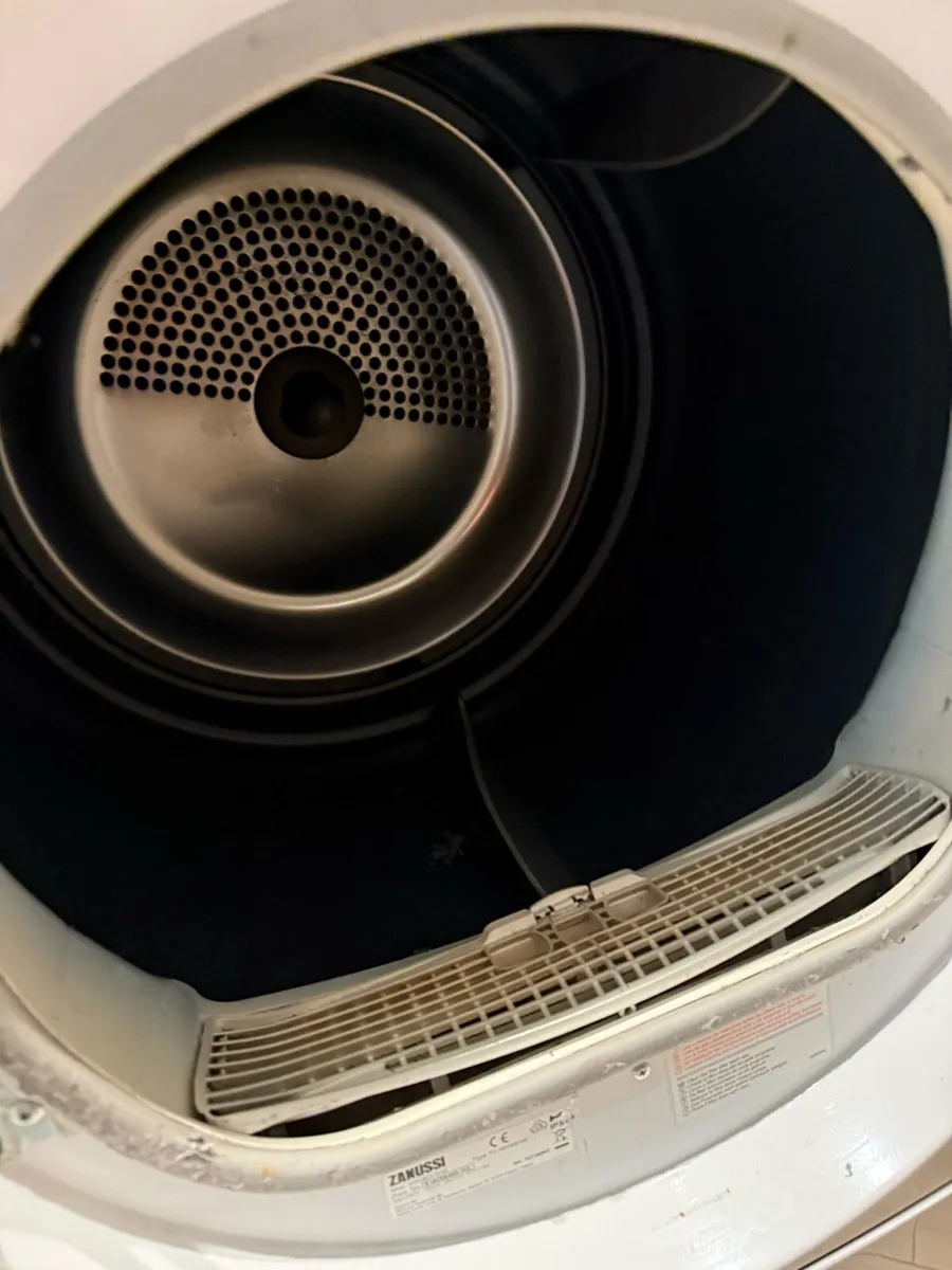 Zanussi 8kg Condensed dryer - Faulty Element - Image 3