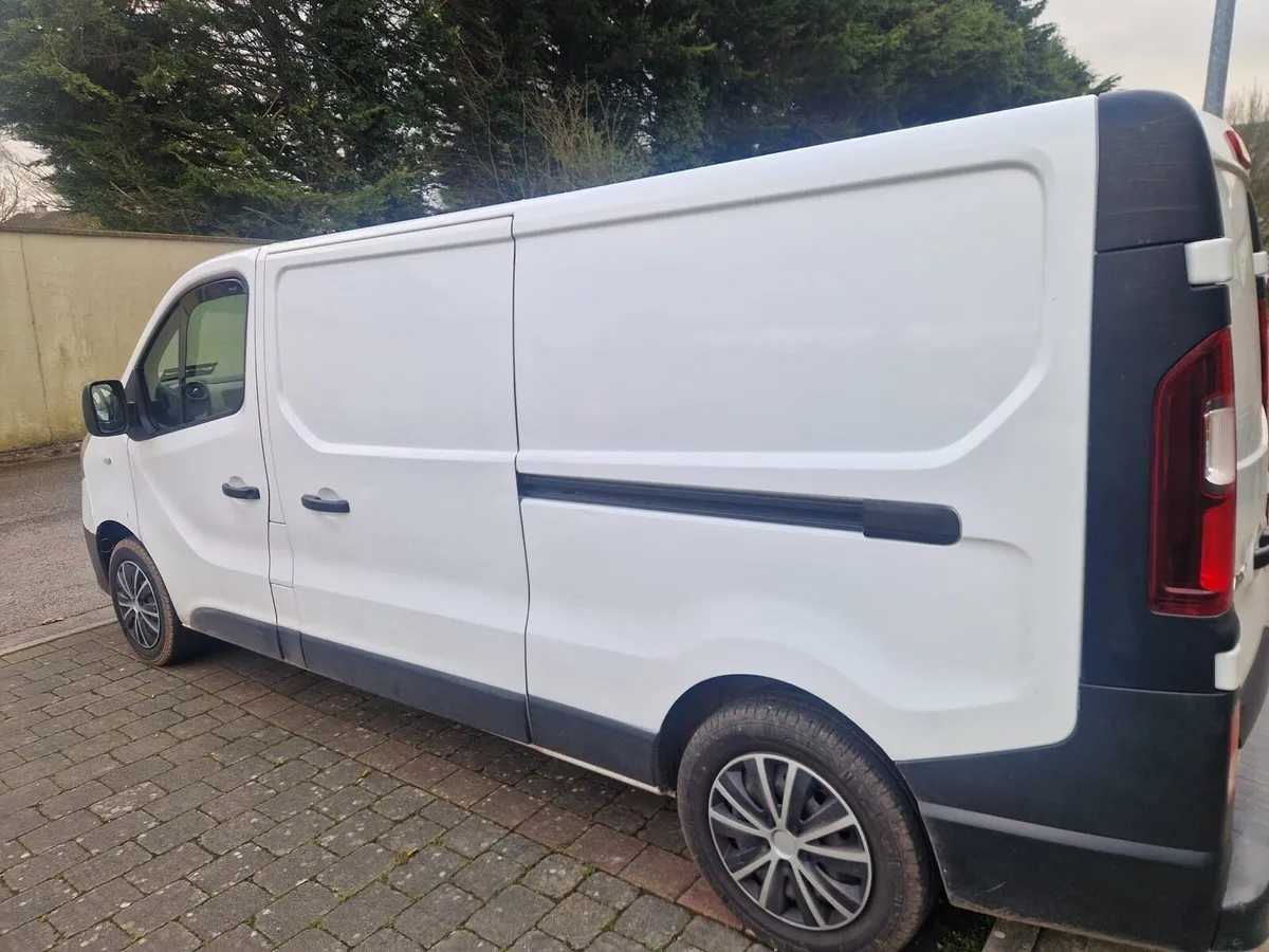 Renault Trafic 2019 NO VAT - Image 3