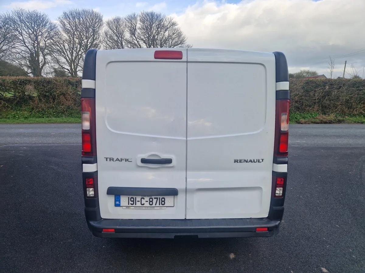 Renault Trafic 2019 NO VAT - Image 4