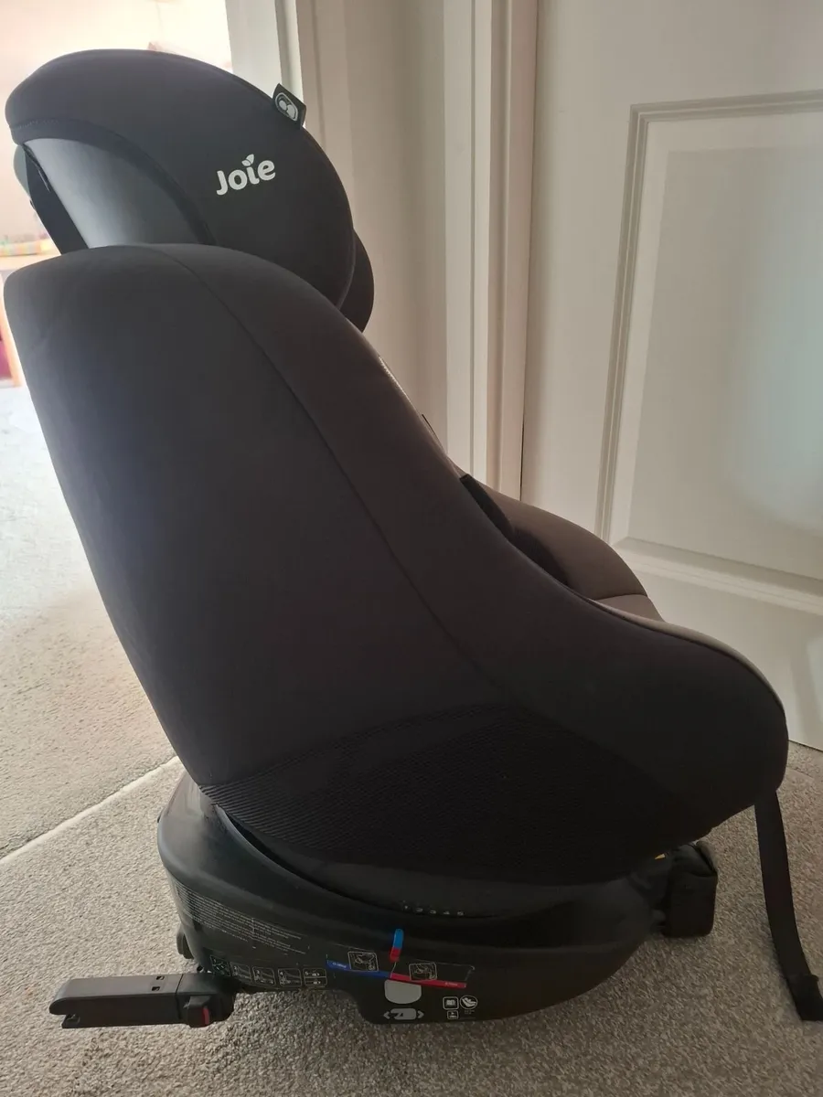 Joie 360 spin car seat - Image 3