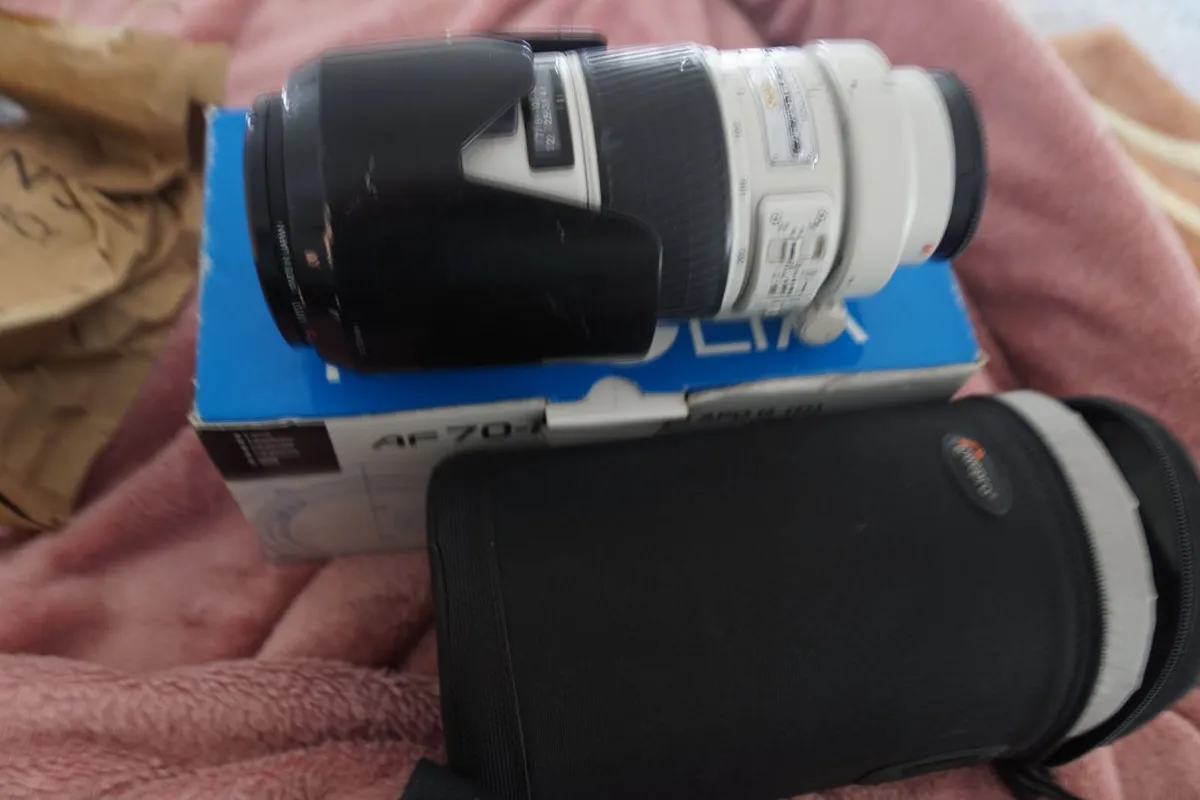 Minolta AF APO 70-200mm f/2.8 G D SSM Lens , - Image 3