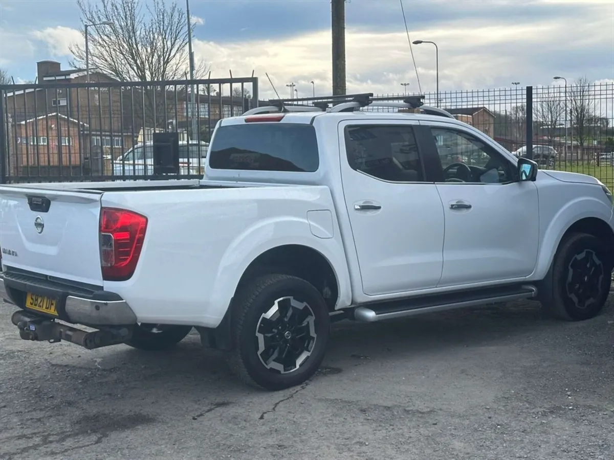 2021 NISSAN NAVARA 2.3 Tekna dCi 4WD 5dr - Image 2