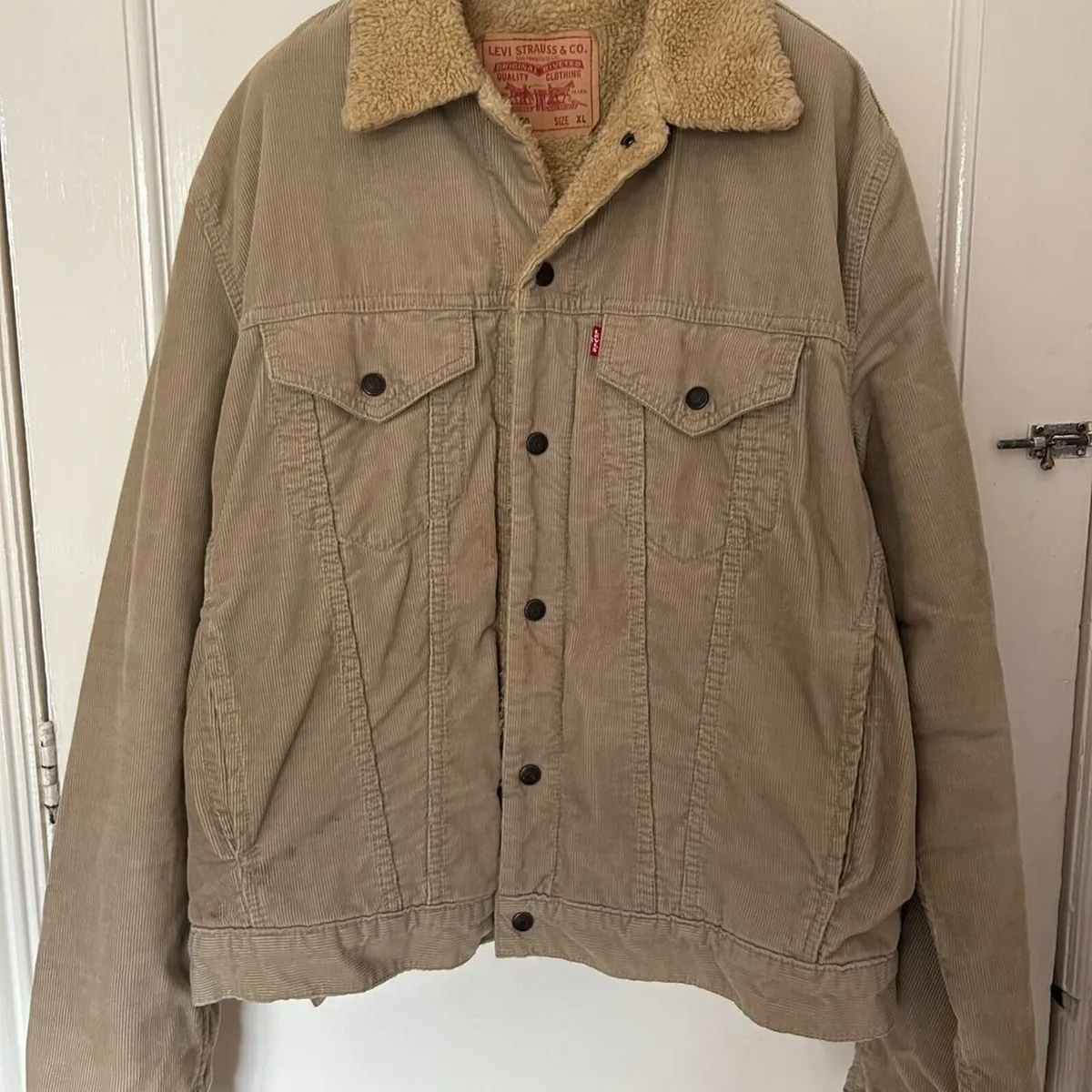 Levis Corduroy Fur-Lined Retro Jacket, size XL/L - Image 1