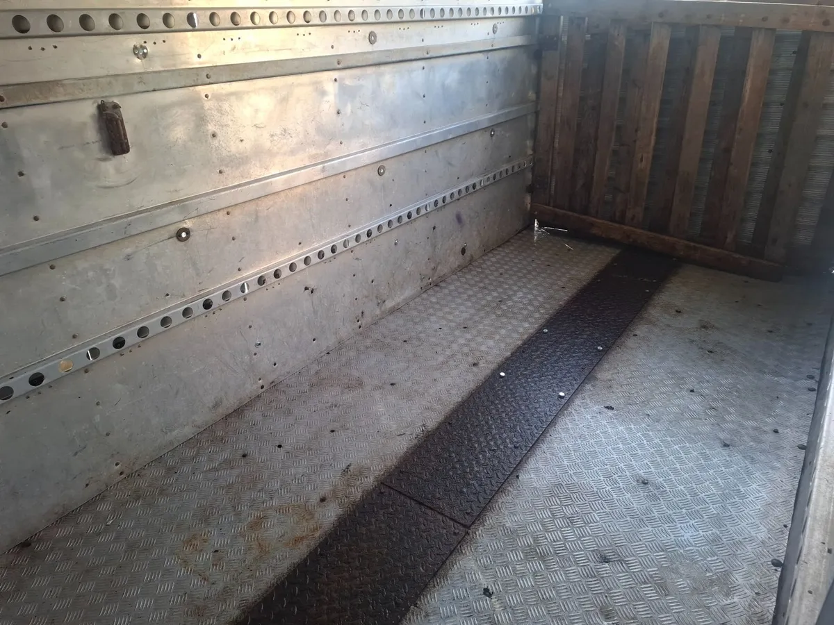 Cattle trailer - Image 3