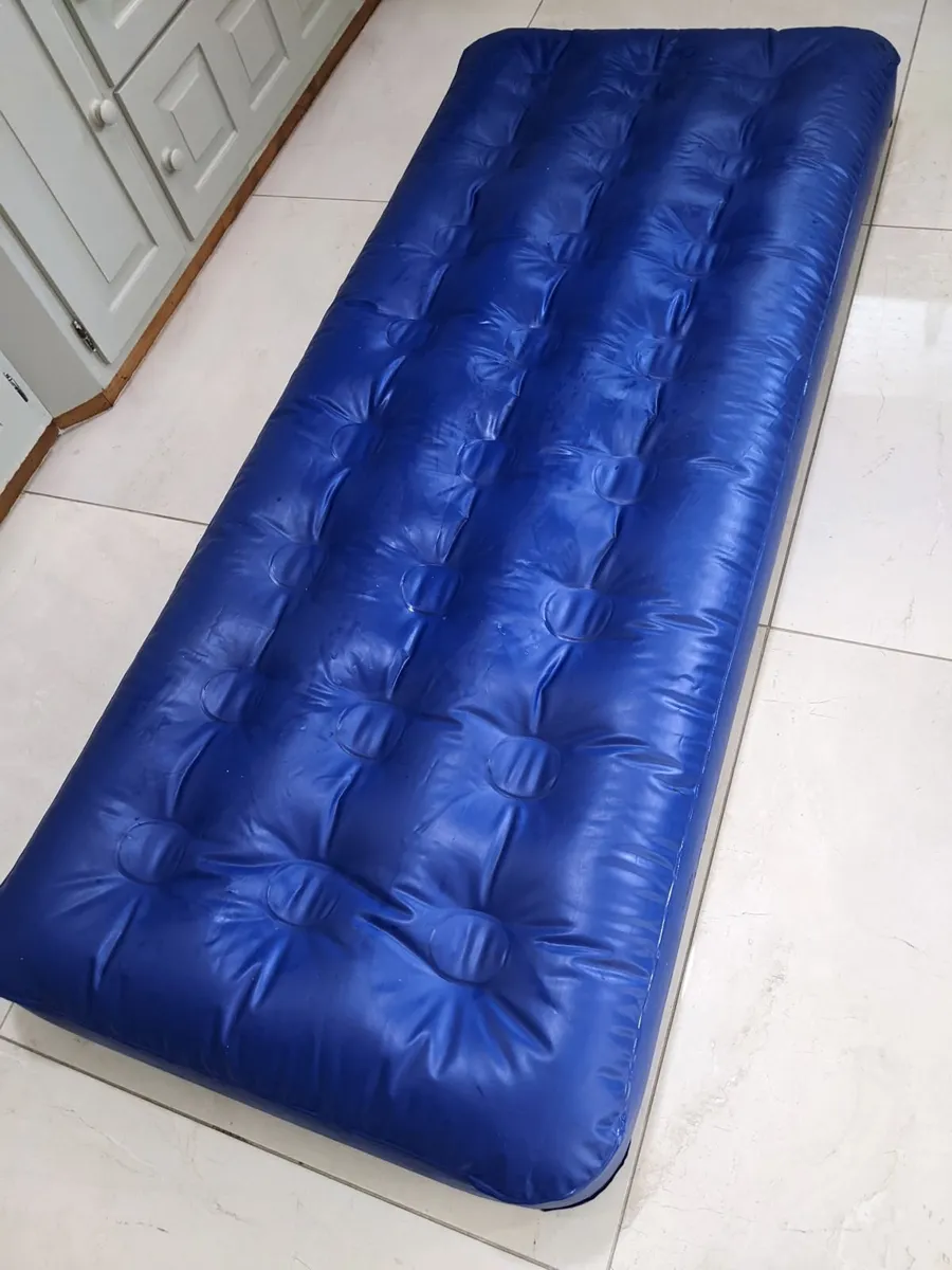 Airbeds - Image 4