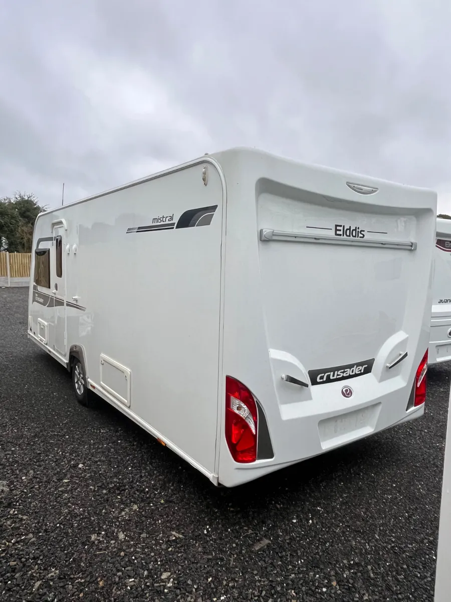 Elddis Crusader 4 Berth Island Bed Caravan - Image 2