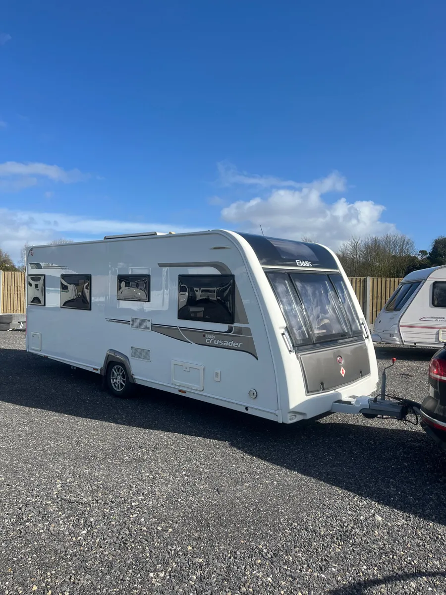 Elddis Crusader 4 Berth Island Bed Caravan - Image 4