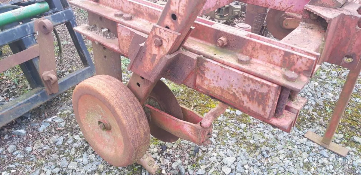 Sub  Soiler - Image 3