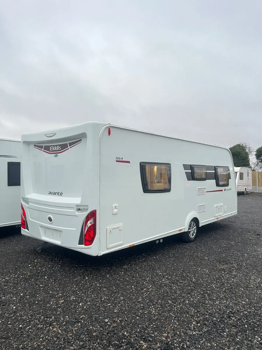 2020 Elddis Avante 554 Fixed Island Bed Caravan - Image 3