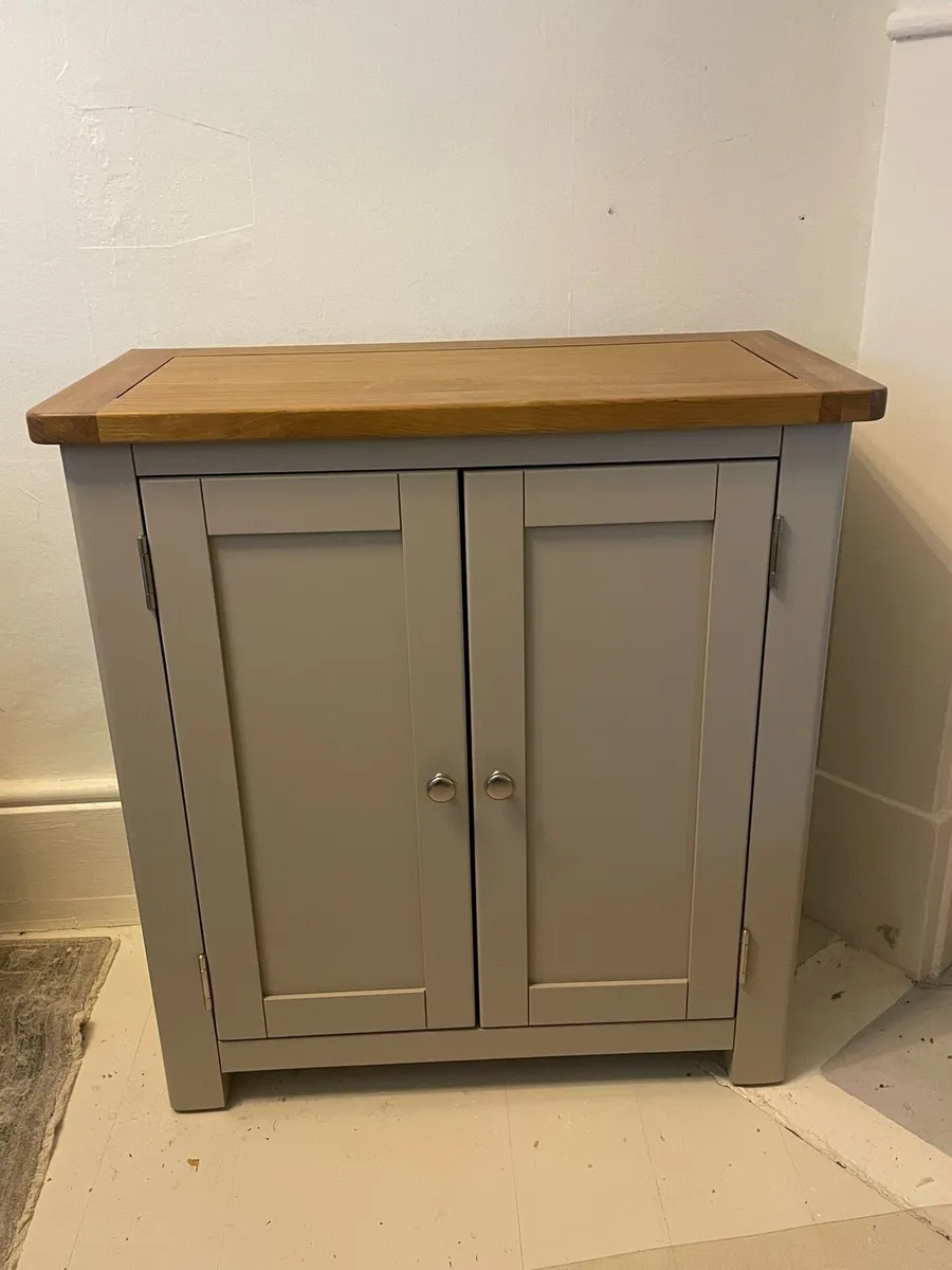 Sage & Oak furniture set - Image 2