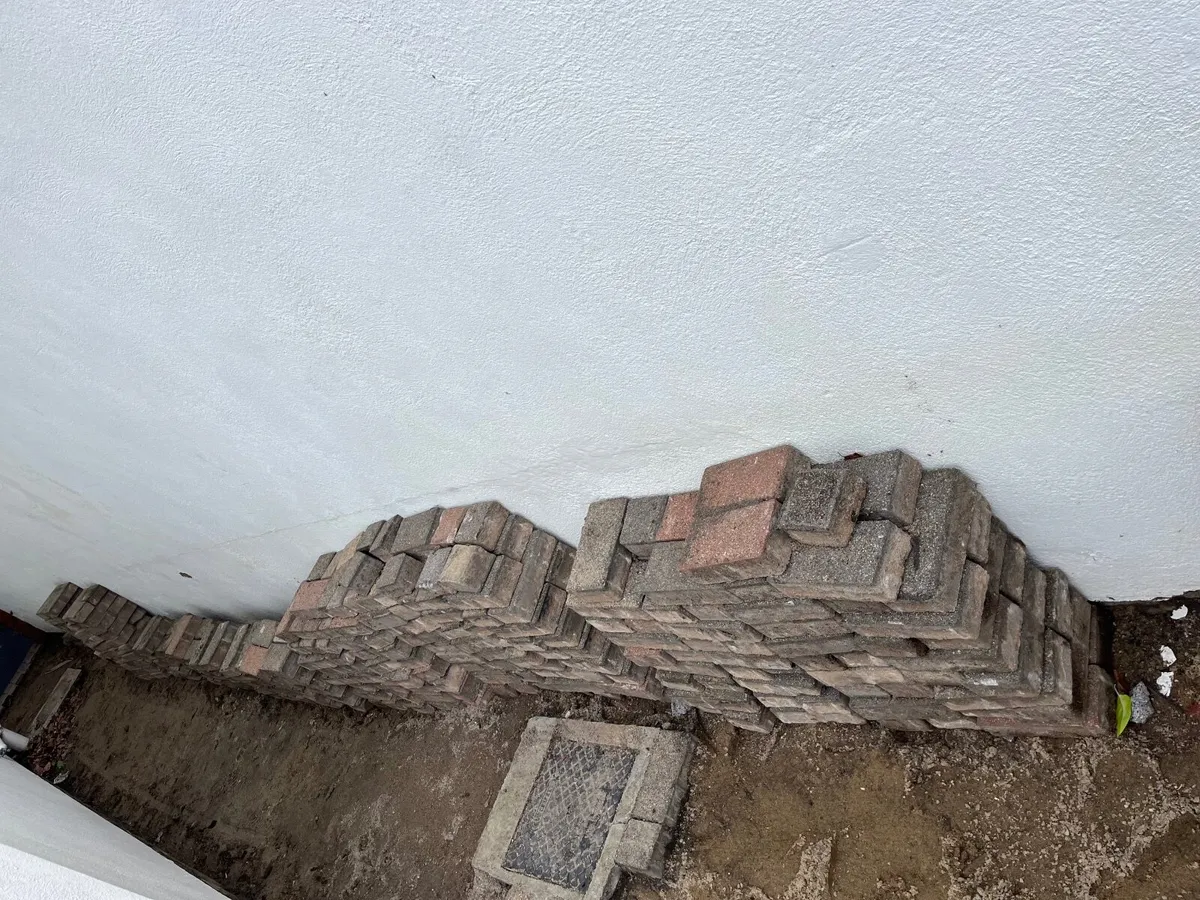 Patio Bricks for free - Image 3