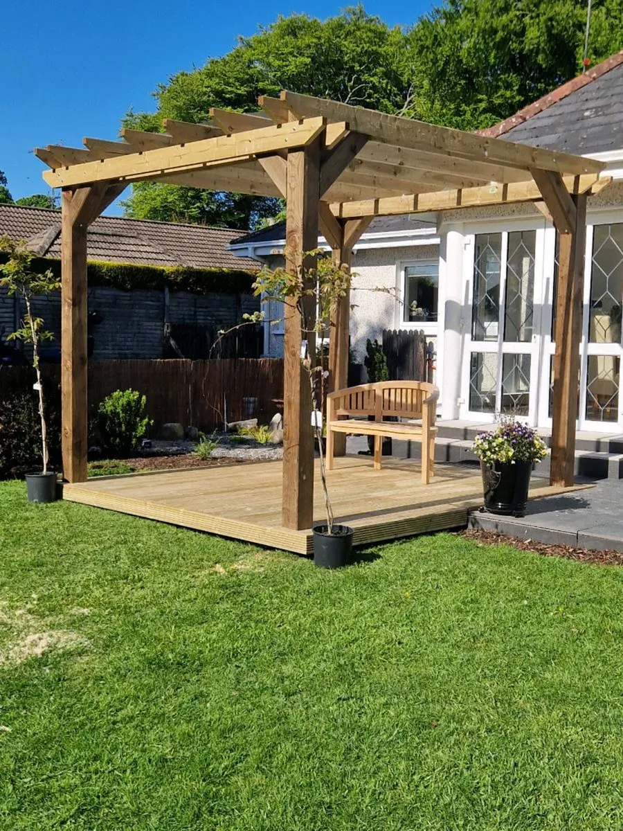 Pergolas decking paving - Image 1