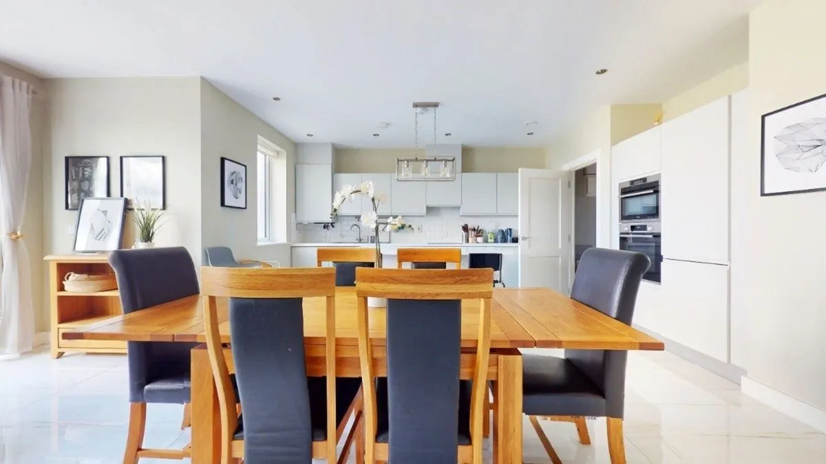 Moving sale - estate sale - furnitures &appliances - Image 3