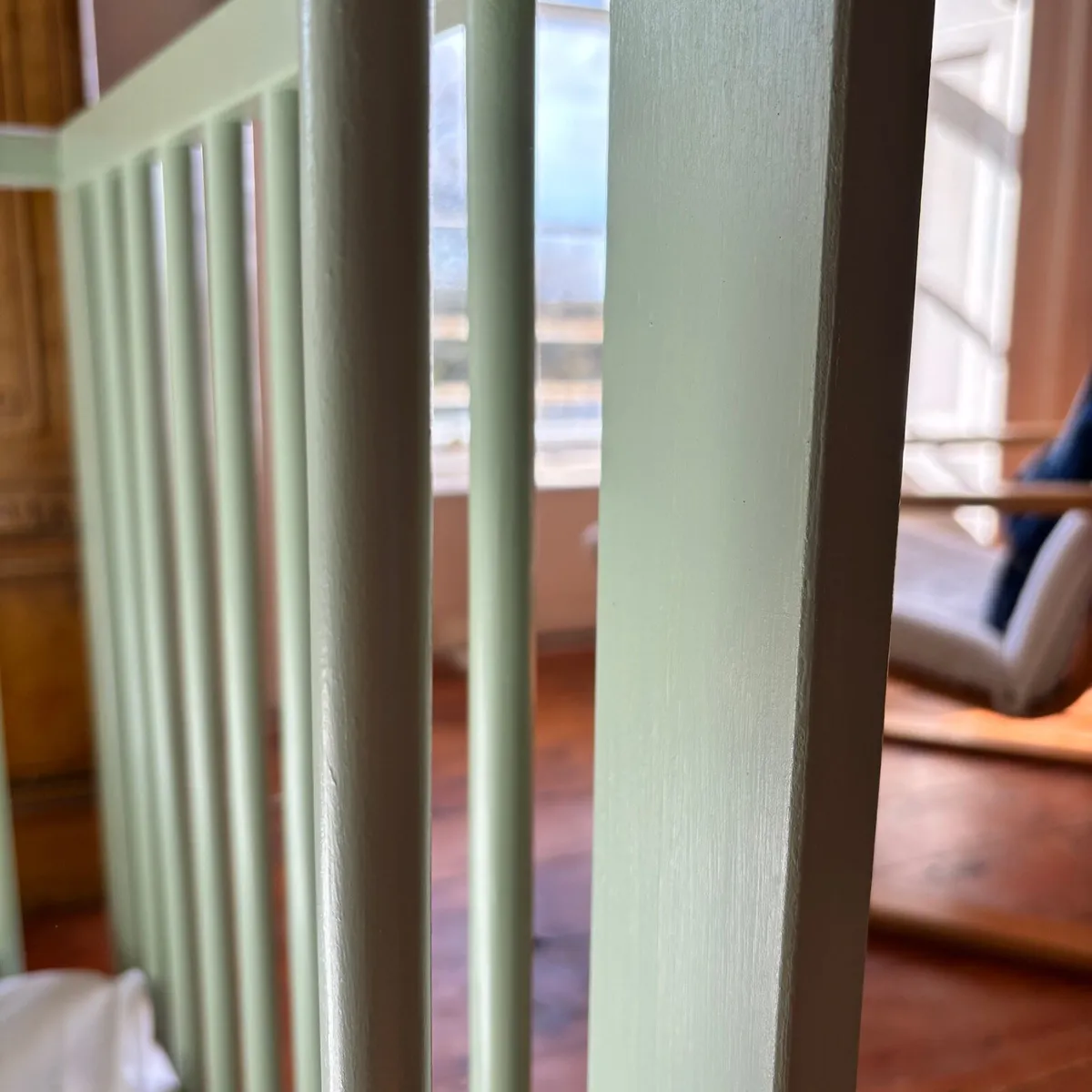 Baby cot and changing table - Image 3