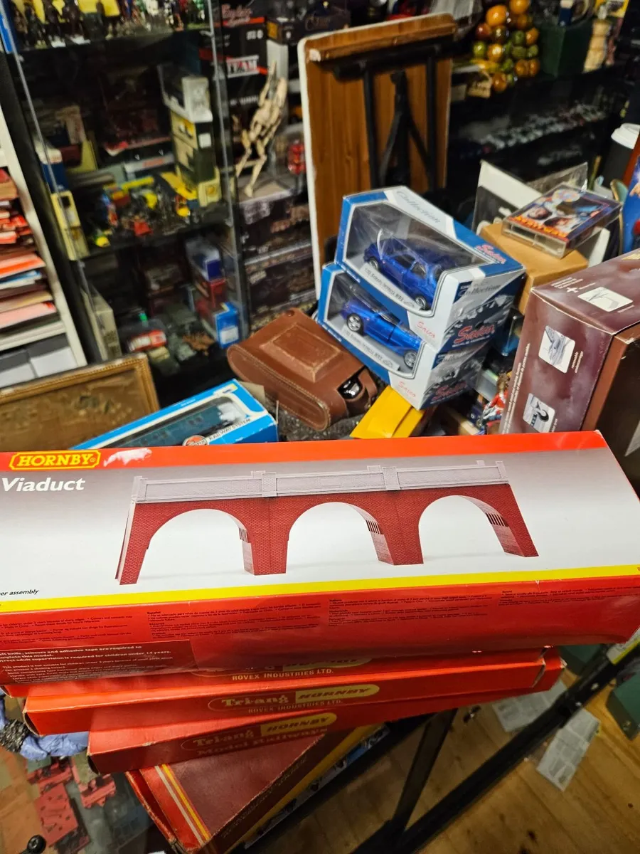 Hornby OO Gauge Viaduct
