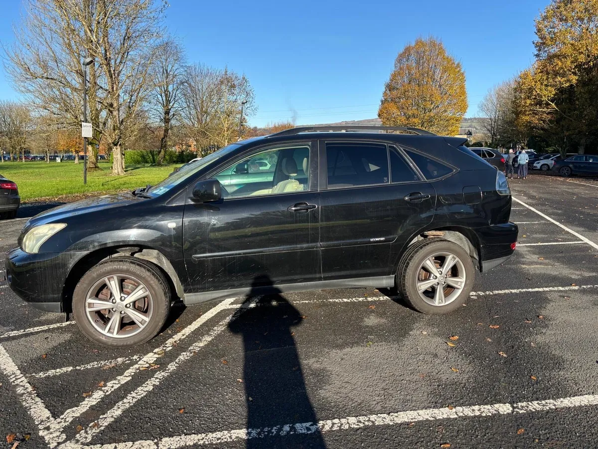 Lexus RX400h Hybrid Van - Image 3