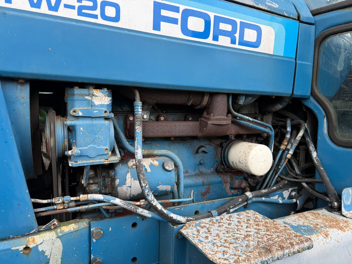 FORD TW 20 - Image 4